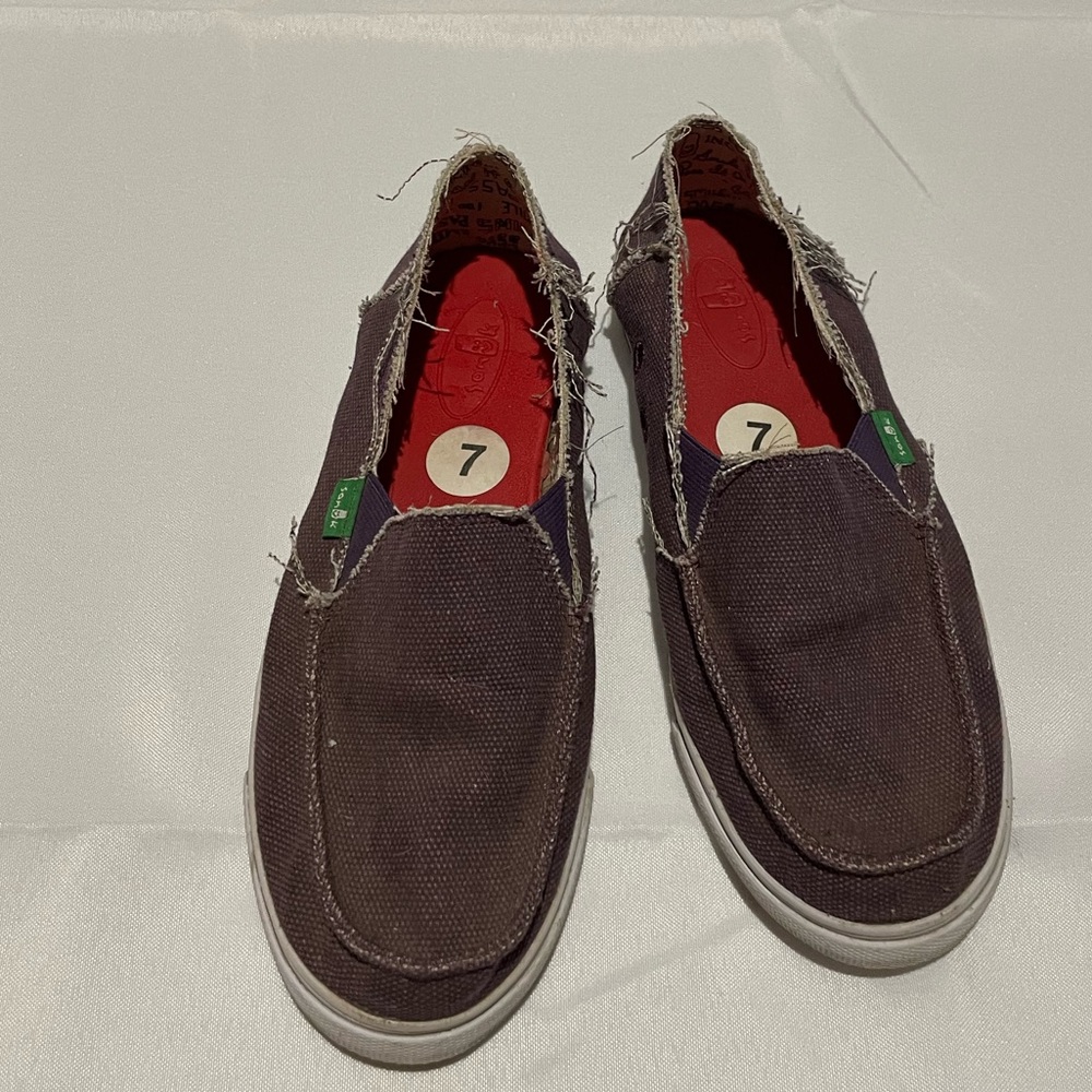 Purple Sanuk Donna Slip-On Shoes